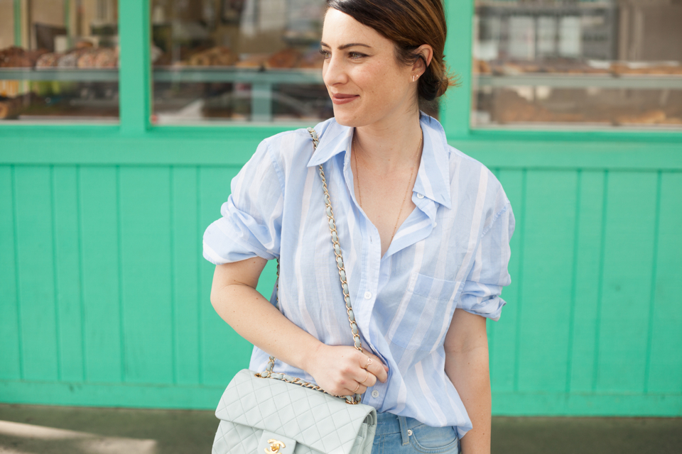 equipment-cotton-top-blue-white