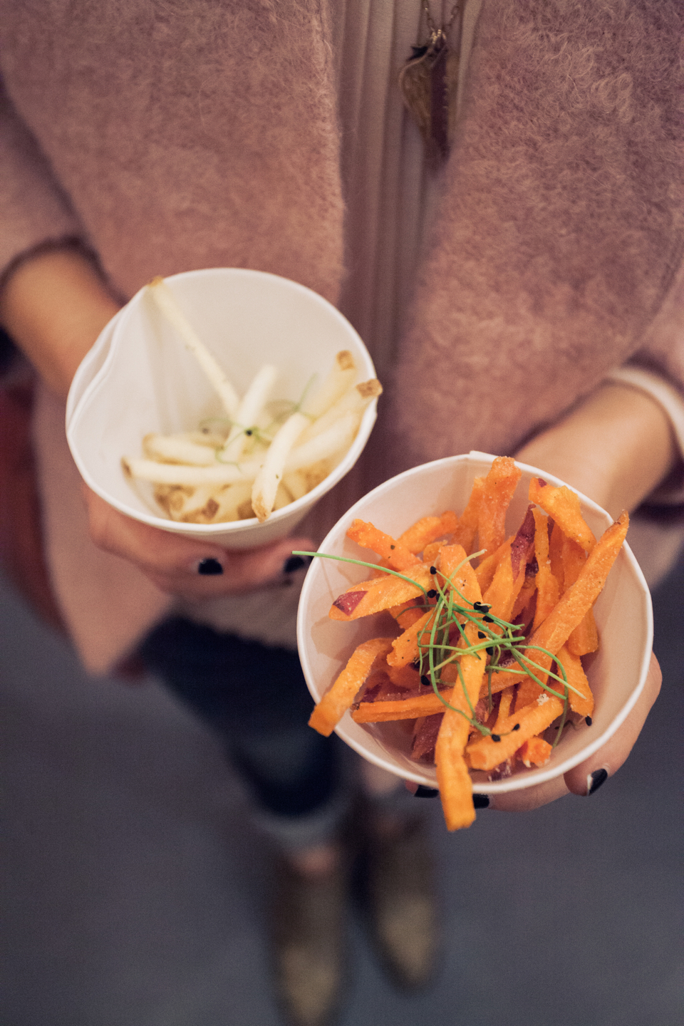 friendsgiving diy and hostess ideas