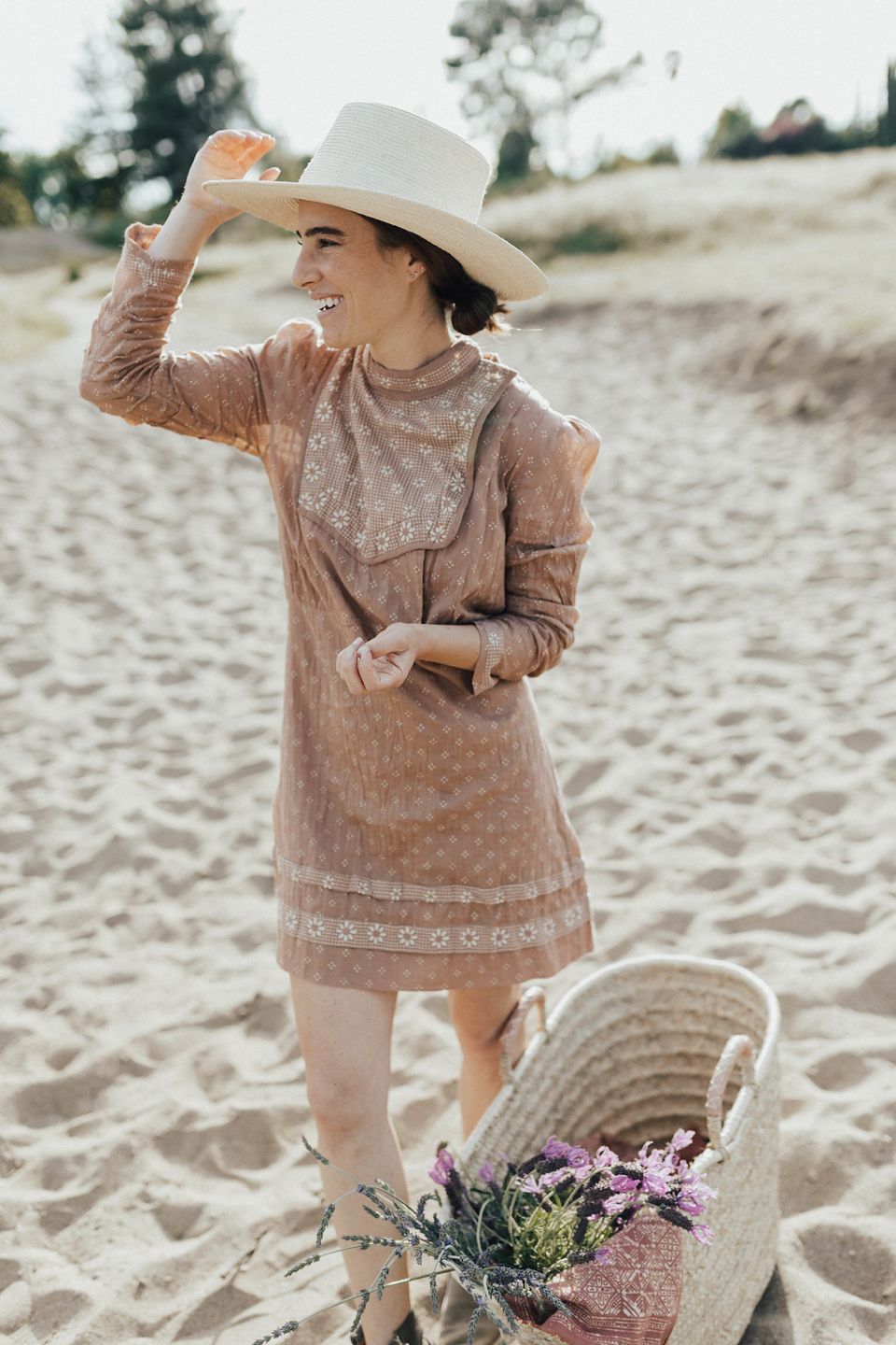 the perfect dress to wear to your next picnic or spring dinner party...