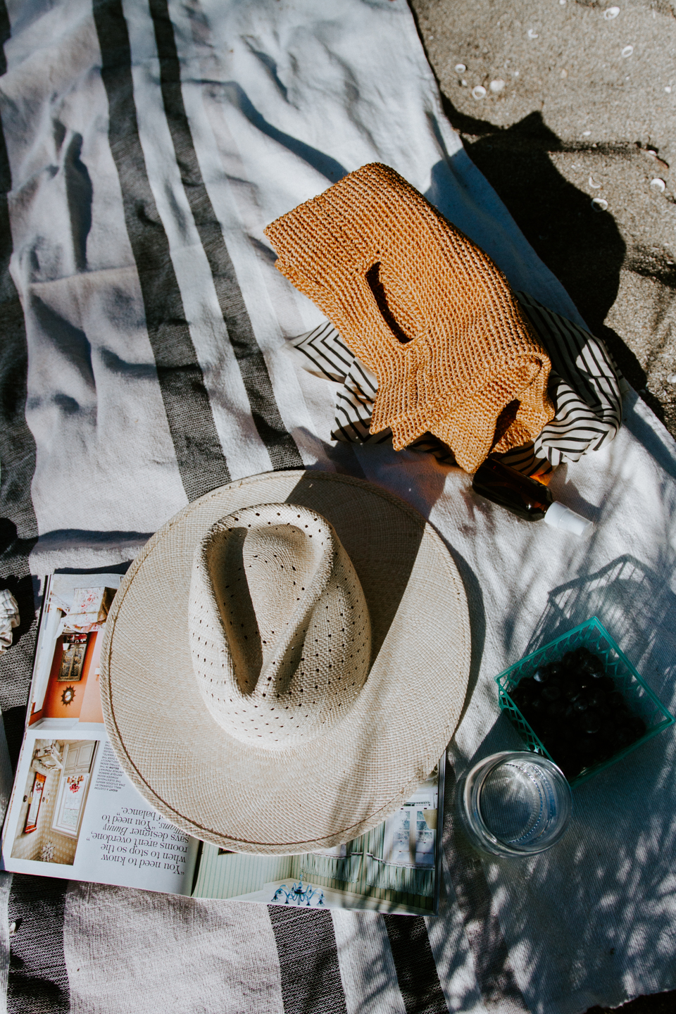 A natural bug repellent mixing lavender and lemon essential oils...