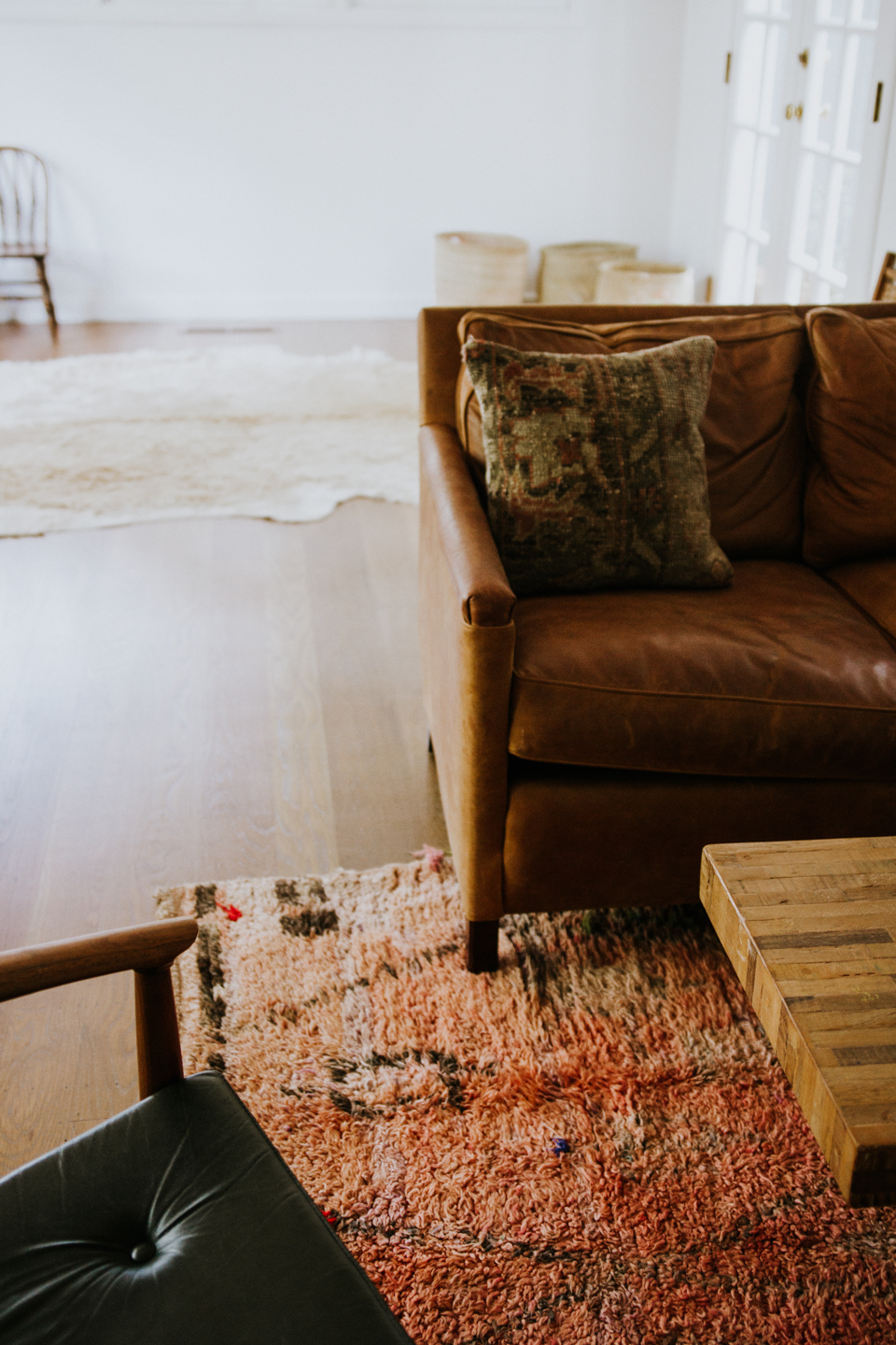 Rug Swap! A Fun Way to Add Color Into The Home For Summer