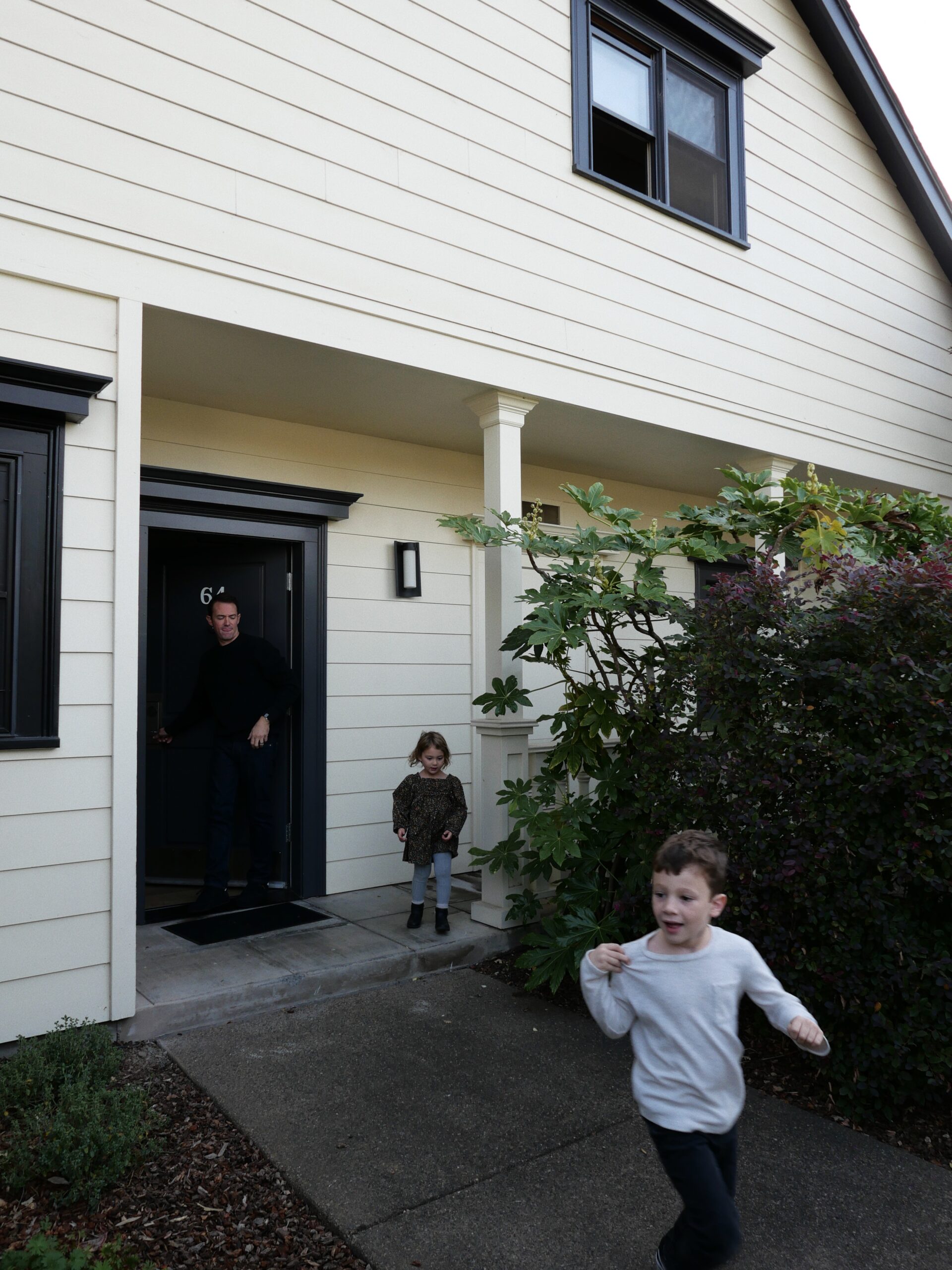 Sonoma weekend getaway at the MacArthur Place Hotel 