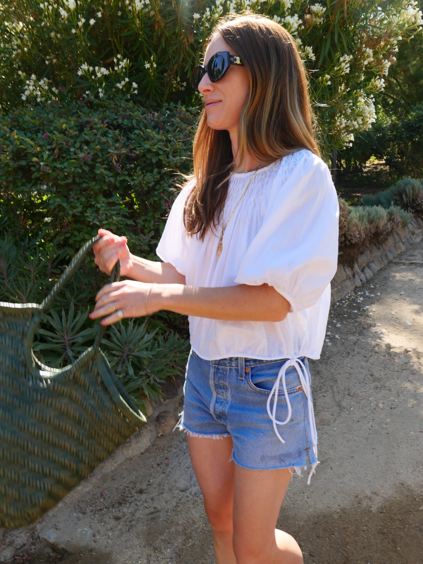 Alicia Lund wearing Easy Summer Basics