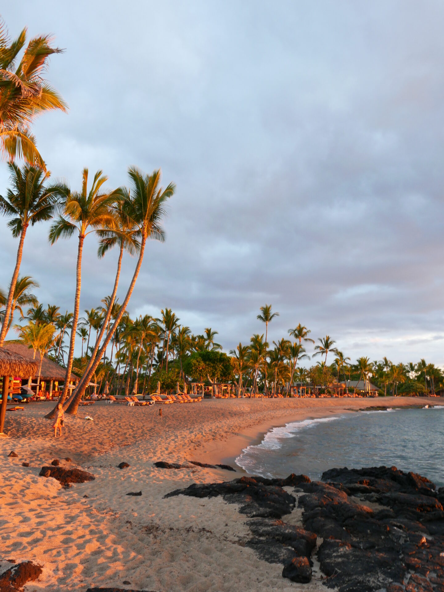 the shoreline at Kona Village